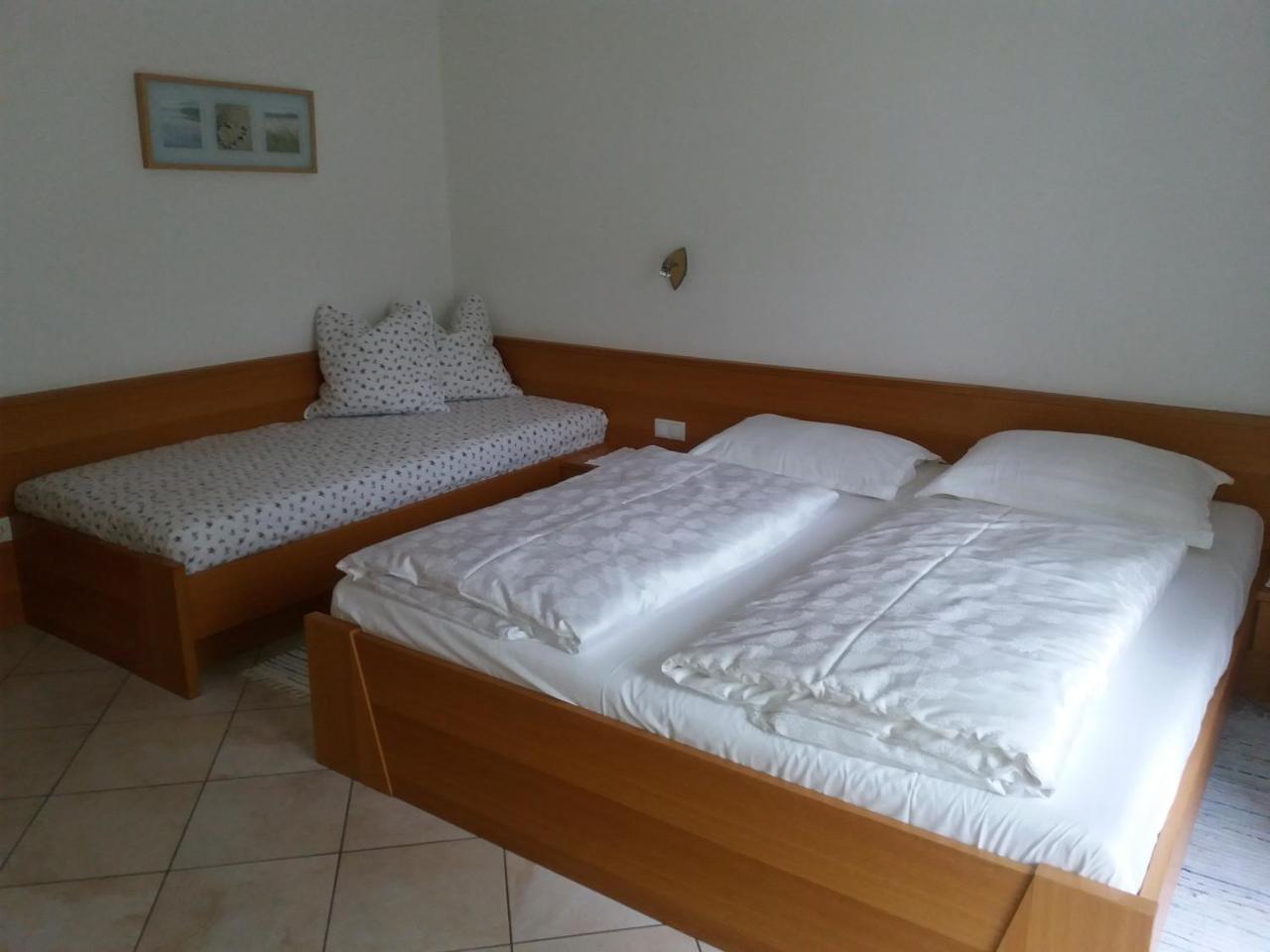 Appartements Margit ヴィピテーノ エクステリア 写真